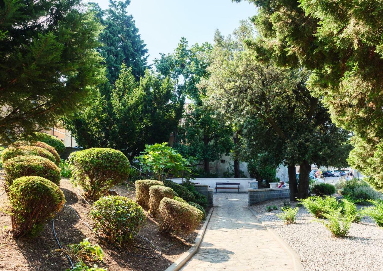 Franckina Hisa Apartamento Izola Exterior foto